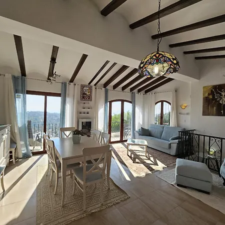 Casa Sol Dorado *